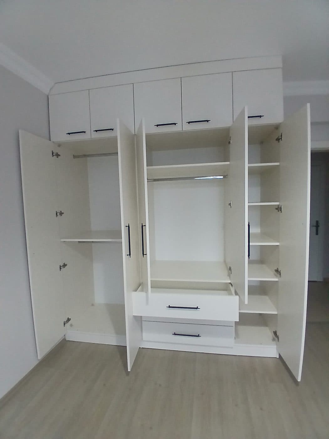 Açık Askılıklı Köşe Vestiyeri 2